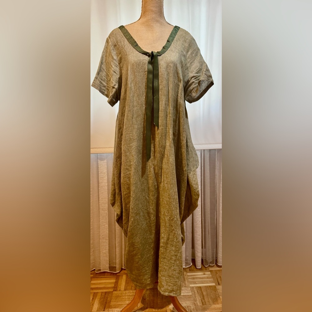 VIVIAN SHYU Chic Olive Maxi Dress, unique design